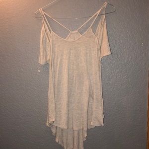 Super cute zigzag off the shoulder shirt!